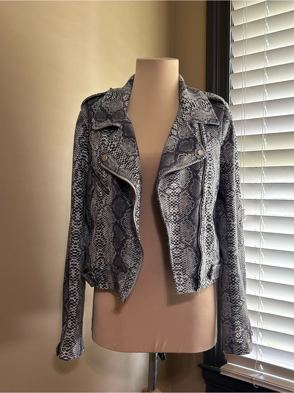 Fate Snake-Print Moto Jacket - Gray